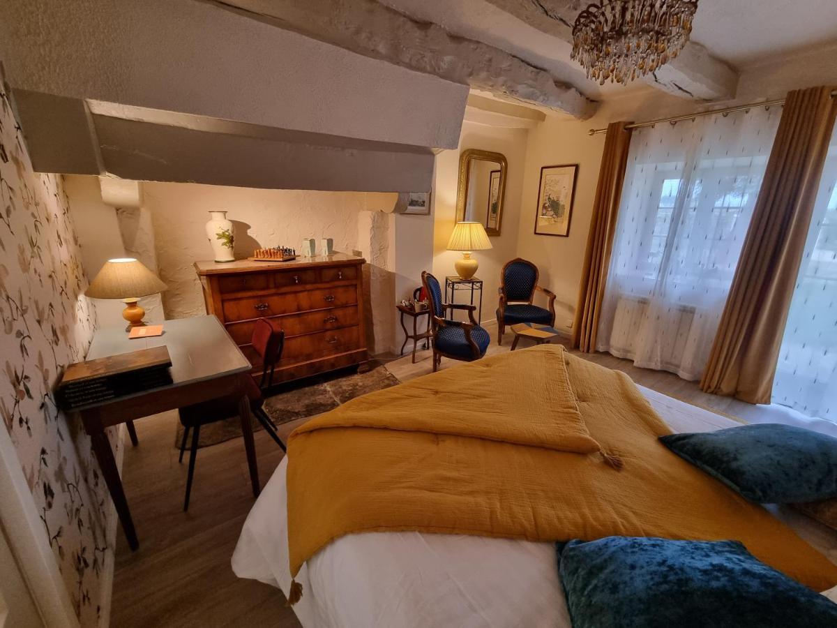 Les Berges De La Planchette Bed & Breakfast Yvignac-la-Tour Exterior photo