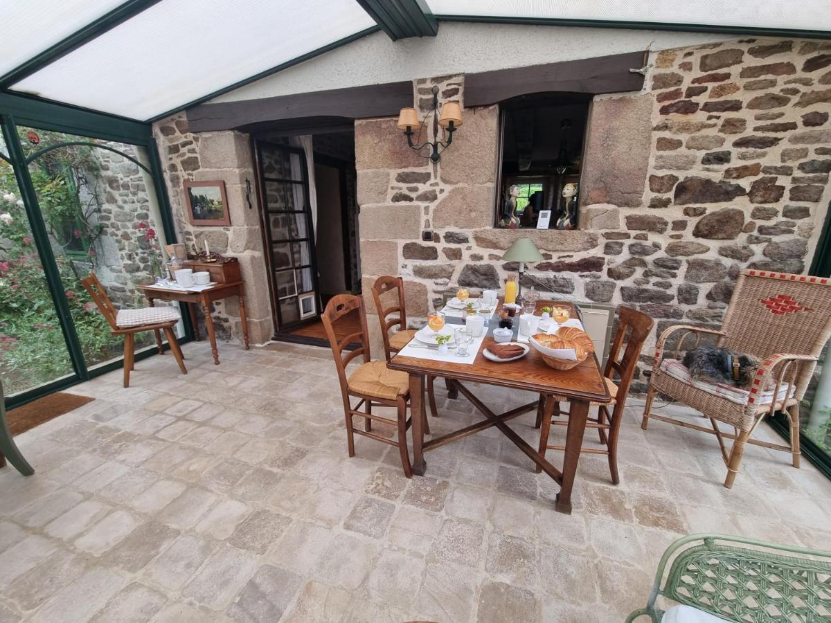 Les Berges De La Planchette Bed & Breakfast Yvignac-la-Tour Exterior photo